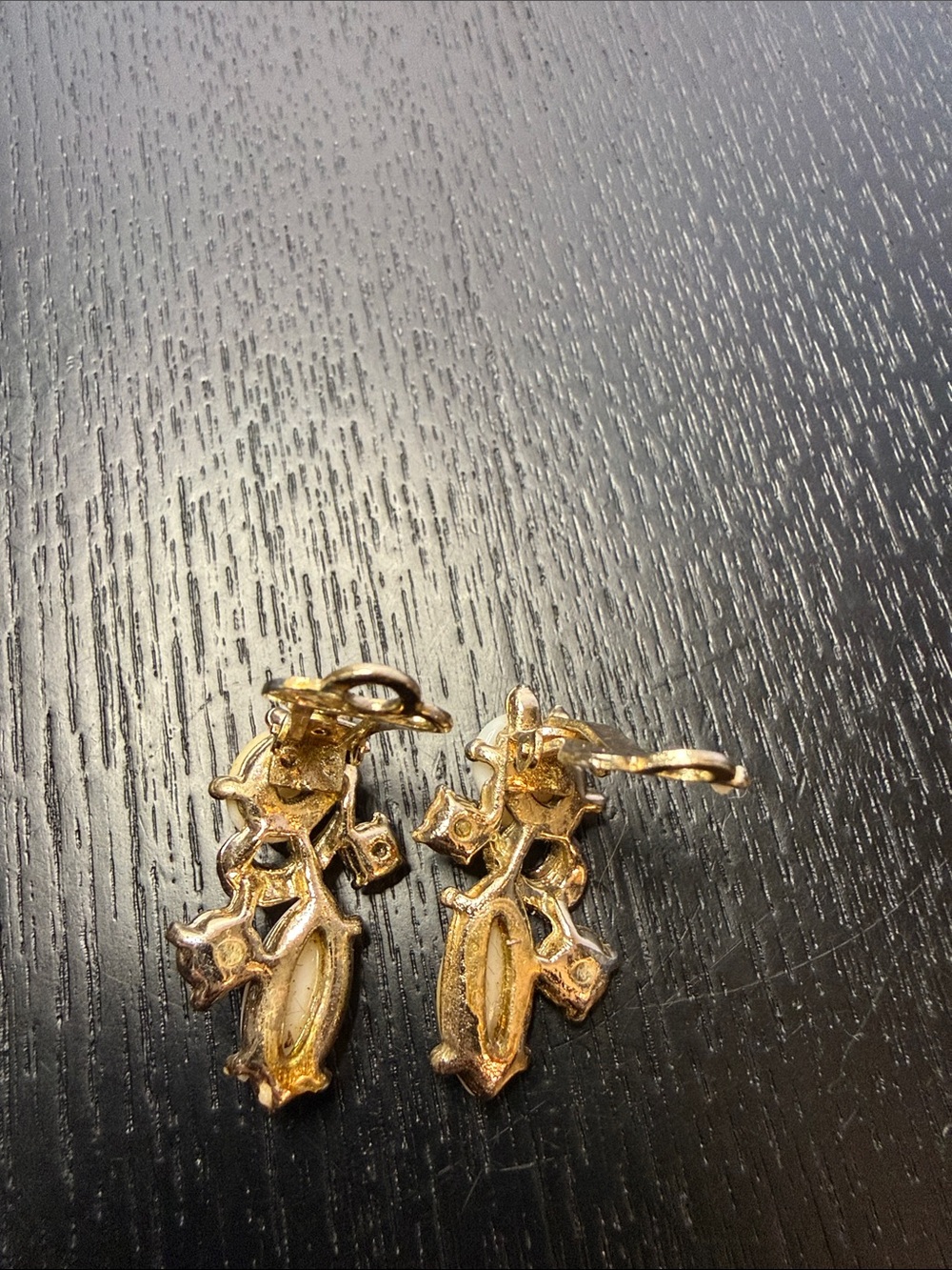 Vintage 1950s AB Opaline Glass Clip-On Earrings - Picture 4 of 5